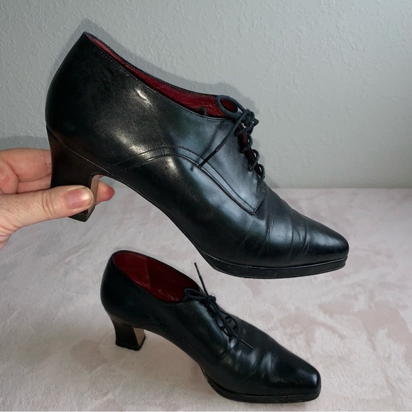 Bally Black Leather Women’s heeled Oxford Pumps Italy eu 39 Heels lace up - Picture 6 of 9